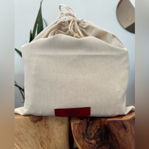 MINI ROCKSTUD GRAINY CALFSKIN BAG - Picture 14 of 15